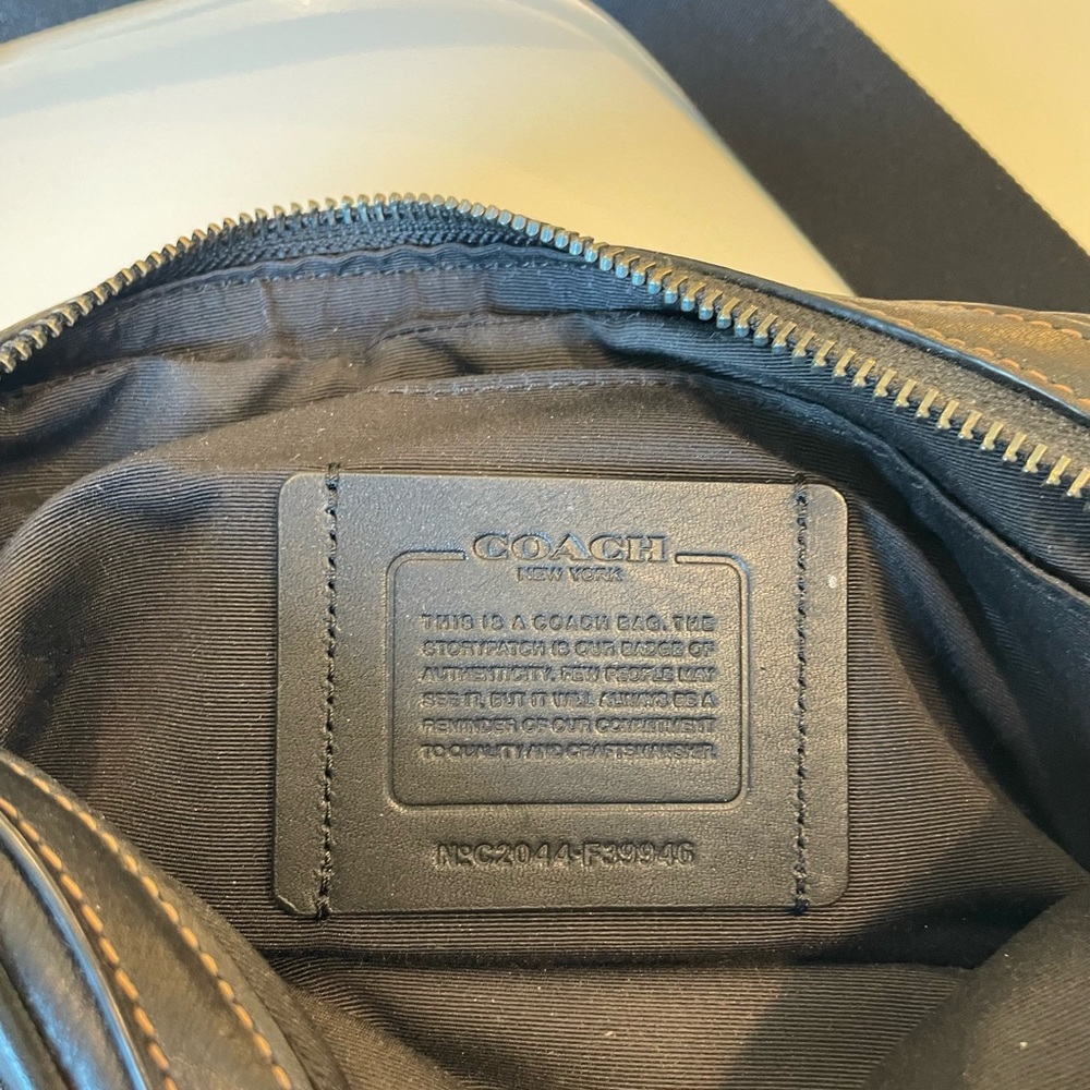 Coach black leather crossbody bag - Picture 7 of 7